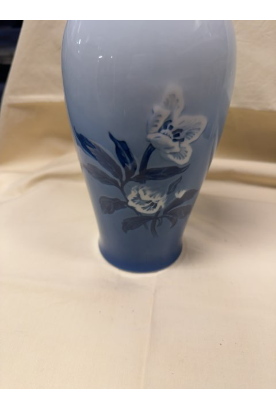 B&G VASE